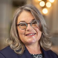 Prof Danielle Logue (@LogueDanielle)