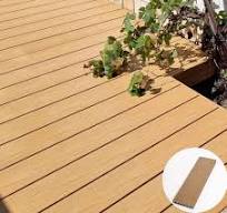 Natural Wood Texture WPC Hollow Wooden Plastic Composite Decking for Outdoor