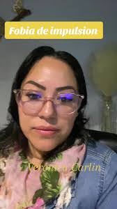 Veronica Carlin's Instagram, Twitter & Facebook