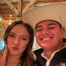 Deandra Gonzales's Instagram, Twitter & Facebook