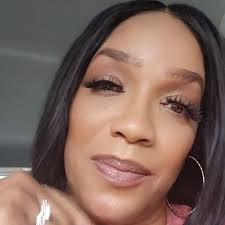 5_Survived_8 (@rellebeeher)