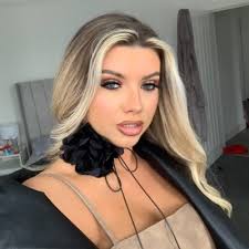 Leoni Bryan (@leonibryan18)