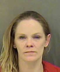 Leah Randall's Instagram, Twitter & Facebook