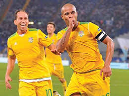 Wesley lopes da silva (nacido el 10 de noviembre de 1980) es un ex futbolista brasileño que jugó como delantero. Wesley Lopes Da Silva Scouting Romania Page 2