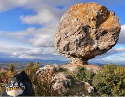 Ahorra un 32 % de media reservando con antelación†. Le Rocher De Roucangel Dominant Meteo Sud Aveyron Facebook