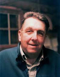 Mike McKnight Ski Industry Award — Golden & District Community Foundation