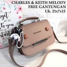 Hitam, merah, putih, coklat, navy rp.250.000. Harga Tas Charles Keith Terbaik Tas Selempang Tas Wanita April 2021 Shopee Indonesia