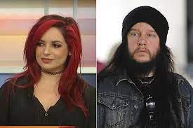 (the subliminal verses) is the third studio album by american heavy metal band slipknot.the album was released on may 25, 2004, by roadrunner records, and a special edition, containing a bonus disc, was released on april 12, 2005. Irs4d45 T Rxjm