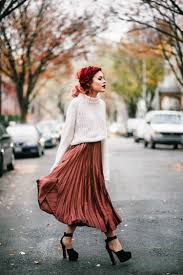 Wie Sie Stilvoll Plisseerock Kombinieren 40 Modische Tipps Und Inspirationen Plisseerock Plisseerock Outfit Plisseerock Kombinieren