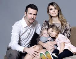 Tiago ) nasceu em porto, portugal. Tiago Monteiro And Diana Pereira Photos Tiago Monteiro And Diana Pereira Picture Gallery Famousfix