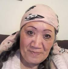 Your friends can either make you or break you. Even as an adult, you should  spend time with those who believe in you. Be that kind of friend to  everyone you interact