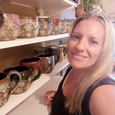 So many hearts, so many chances to mosaic with us this winter whether it's  a workshop, a party, or open studio