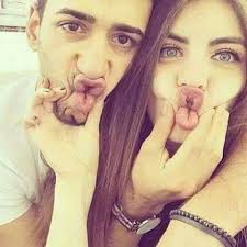 الحب أن يوقظها كل ليلة لصلاة الفجر 💟