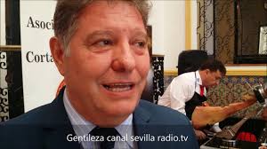 Andres Laredo's Instagram, Twitter & Facebook