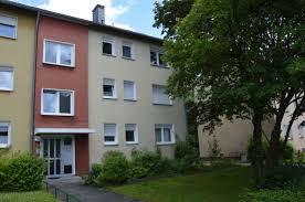 Auch bezüglich ihrer einzelnen wohngebiete und lagen sind die rechtsrheinischen kölner bezirke porz, kalk und mülheim erstaunlich vielfältig, lebenswert und bei. 3 Zimmer Wohnung Zu Vermieten Humboldtstrasse 104 51145 Koln Porz Eil Porz Mapio Net