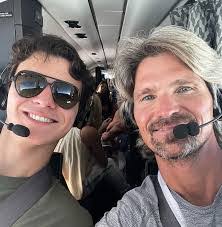 Jason Crandell's Instagram, Twitter & Facebook