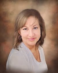 Daria Doyle's Instagram, Twitter & Facebook