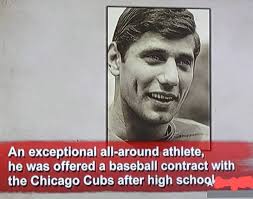 Former Cub. Really. https://en.m.wikipedia.org/wiki/Jim_Edmonds