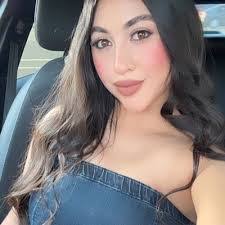 Ali Mckenna's Instagram, Twitter & Facebook