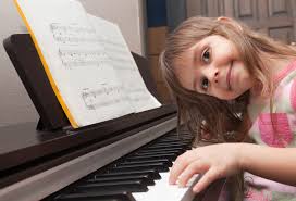 Have the student position their hands in a curved position on the piano, with each hand being a single octave (or full music alphabet) apart. Teaching The First Piano Lesson Piano Power