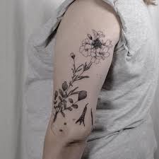 Tania Vaiana Flower Tattoo Tattoos Flower Tattoo Instagram