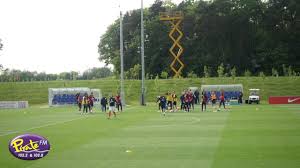 Spre deosebire de alte porti de fotbal, acest produs de instruire pro ofera o viziune mai majoritatea băieților adoră fotbalul. Mai Incet Hula Hoop DacÄƒ Trening In Engleza Casacautatoruluideaur Ro