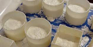 C'est ce carême un peu laïcisé qui fait parler de lui ces derniers jours, juste après le mois de février sans alcool. On Pense Que Le Lait Est Blanc Mais C Est Faux Le Lait Est Rouge Sang