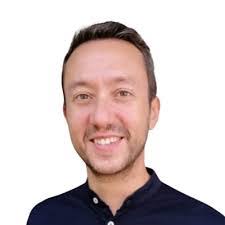 Jonathan Mccammon's Instagram, Twitter & Facebook