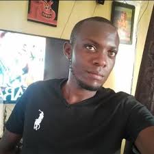 AKA Mr Cabbage space! Popular car content creator and journalist Earl  Karanja shared how his passion for cars eventually led him to trade in some  of the world's top supercars. Speaking to