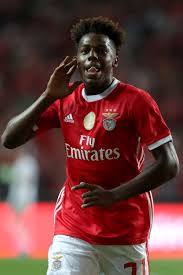 Nuno albertino varela tavares (born 26 january 2000) is a portuguese professional footballer who plays for benfica in primeira liga as a defender. Fp On Twitter Nuno Tavares Slb By Pedro Fiuza