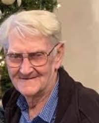 Dana Hilliard's Instagram, Twitter & Facebook