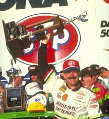 Chevrolet captured the nascar manufacturers' championship with 26 wins, and 290 points over second place ford who the 2004 nascar nextel cup season began on saturday, february 7, and ended on sunday, november 21. Pin By Tim Seay On Dale Jarrett Nascar Racing Nascar Nascar Drivers