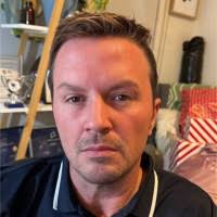 1100+ "-patrick Hearn" profiles