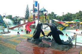 Berbagai fasilitas pendukung untuk menjamin kenyamanan dan keamanan kunjungi juga tempat renang lainnya di tasikmalaya yaitu waterboom maarif garden demikian artikel tentang harga tiket masuk waterboom water splash. 11 Waterpark Dan Kolam Renang Di Bekasi Terbaik Yang Paling Rame Wisata Tempatku