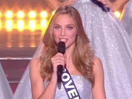 Car comme elle l'a confiée au micro de la matinale d'nrj ce mercredi 5 mai. 2021 Miss France 2021 April Benayoum S Miss Provence Response To Anti Semitic Insults Current Woman The Mag