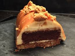 Une Buche Vanille Noix De Pecan Adaptee Sans Gluten D Apres Une Recette De La Celebre Maison Meert A Lille Sur Www Tou Recettes Sans Gluten Recette Sans Gluten