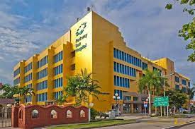 This private, general acute care boutique hospital has a comprehensive range of clinical specialties and subspecialties, like obstetrics and gynaecology, general surgery, orthopaedic surgery, ear, nose and. Parkway East Hospital Medical Departures