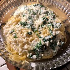 Une Sauce Originale Pour Accompagner Des Pates Comme Des Spaghetti Elle Est A Base De Pourpier D Hiver Cela Nous A Suffit A Decide Pourpier Cuisine Recette