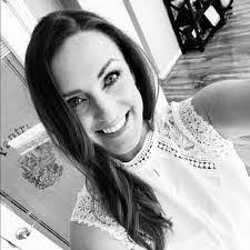 Cassie Stanton's Instagram, Twitter & Facebook