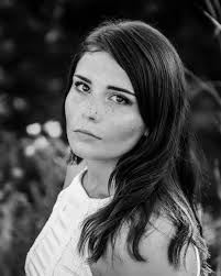 Why I don't edit every image in black and white — Jill Carson Photography