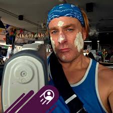 Watch Silversun Pickups perform a stripped down version of “Panic Switch”  during their #SternShow Summer School Field Trip to L.A. appearance.