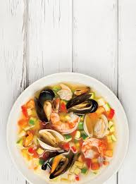Minestrone D Ete Aux Fruits De Mer Ricardo Recipe Minestrone Recipes Seafood