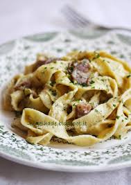 I tagliolini ai gamberi e carciofi sono un primo piatto semplice ma non banale, dal gusto delicato. Tagliatelle Con Crema Di Carciofi E Prosciutto Crudo A Listarelle Ricette Con Tagliatelle Ricette Piatti Di Cucina