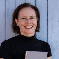 100+ perfiles de «Thalia»