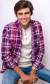 9 facts about lincoln melcher movies, life, boyfriend, networth see all facts subscribe! Lincoln Melcher