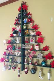 How To Recycle On Twitter Wall Christmas Tree Alternative Christmas Tree Creative Christmas Trees