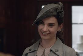 Get your independent movie on streaming services like netflix, hulu, and amazon: Netflix S The Guernsey Literary And Potato Peel Pie Society Charms The Game Of Nerds