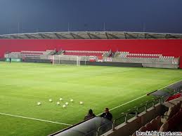 Az első osztályban szereplő csapatok közül a kisvárda fc hazai pályája, a várkerti stadion legkisebb befogadóképességű. Fussball Soccer Calcio Co Kisvarda Debrecen 1 0 1 0