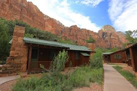 Pin On Utah National Parks Mesa Verde Monument Valley Grand Canyon And Page Grand Circle Road Trip