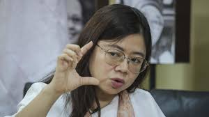 Andy Yentriyani: Banyak Teman Saya Menikah dengan Pria yang Lebih Tua dari  Ayahnya